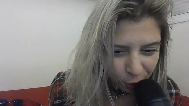 Lize_Ash live cam on StripChat