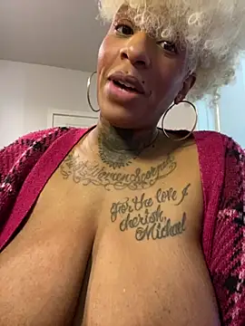 CelesteDupuis live cam on StripChat