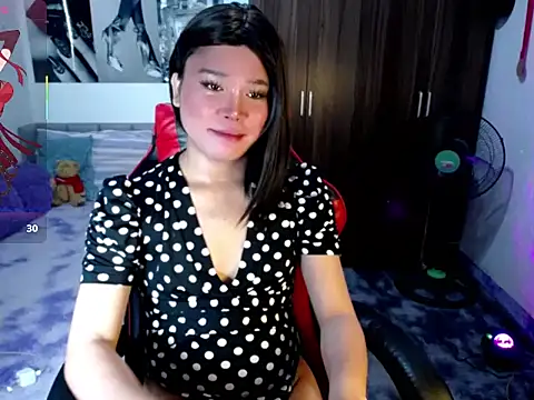 sofiathe1st live cam on StripChat