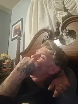 19JaSon83 live cam on StripChat