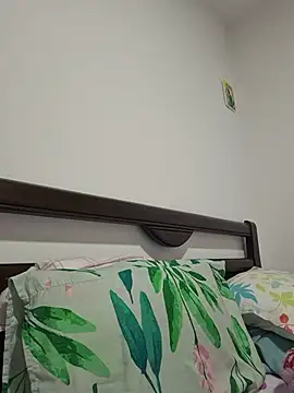 IrisBound live cam on StripChat