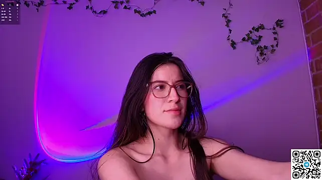 maeartt live cam on StripChat