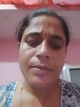 Varsha_96 live cam on StripChat