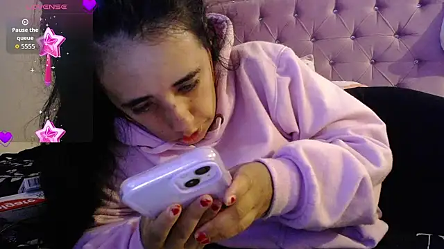 annarose19 live cam on StripChat