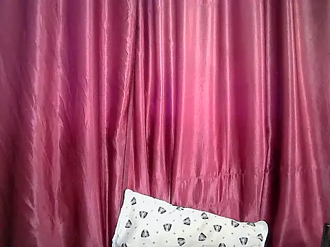 Hot_cakee live cam on StripChat