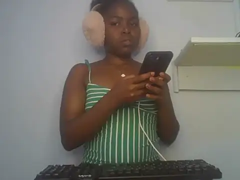 Cindy_xx2 live cam on StripChat