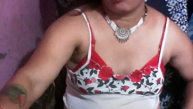 koyel90 live cam on StripChat
