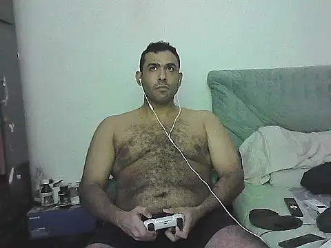 alphalatinobearx live cam on StripChat