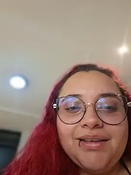 CURVY-HORNY live cam on StripChat