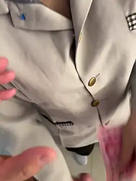 gaojujiang_8 live cam on StripChat