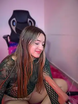 Sophie_spencer1 live cam on StripChat