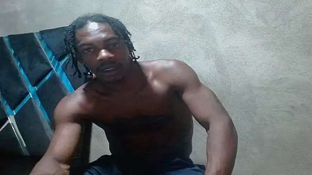 Larry-n-clouds live cam on StripChat