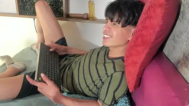 Alex_it0_ live cam on StripChat