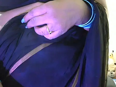 rakhi_1211 live cam on StripChat