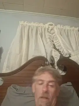 19JaSon83 live cam on StripChat