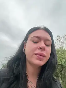 AlishaOfThorns live sex cam