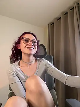 Red_kytty6 live cam on StripChat
