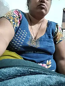 Hot_indian_Milf live cam on StripChat