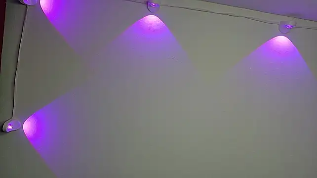 BellaaVixeen live cam on StripChat