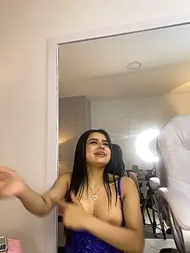 Emilygh1_ live sex cam