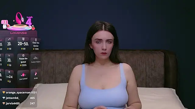 IamMolly live cam on StripChat