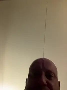 Livingpuddle live cam on StripChat