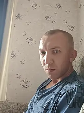_uncle_Mitya-43_ live cam on StripChat