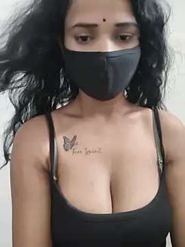 Miss_Liara01 live cam on StripChat