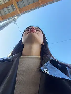 MiraReach live sex cam