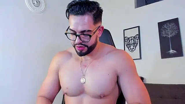 Justin_kingX7 live cam on StripChat