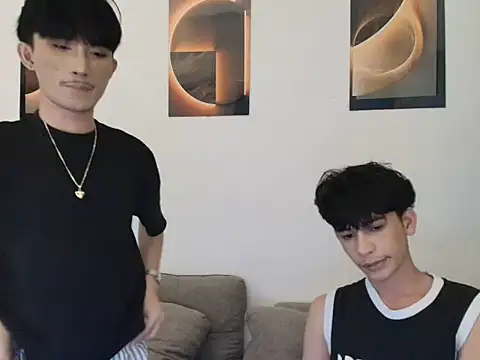 twink_pinoy live cam on StripChat