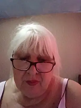 Alexia64231 live cam on StripChat