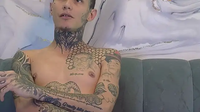 Paulo_527 live cam on StripChat