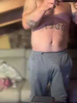 Ldnick69 live cam on StripChat