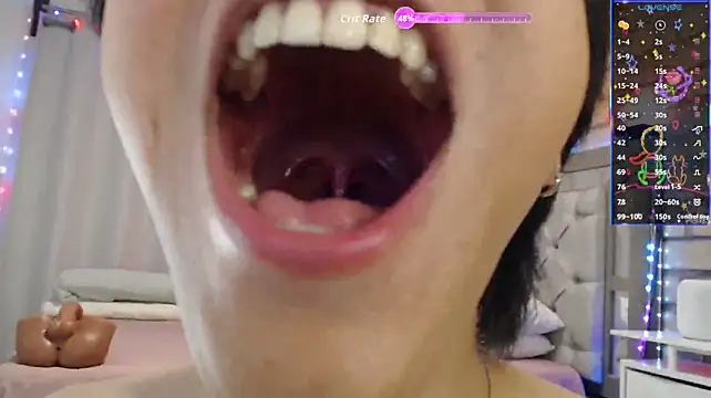 biel_biel live cam on StripChat