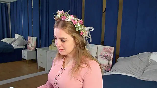 EllaBells live cam on StripChat