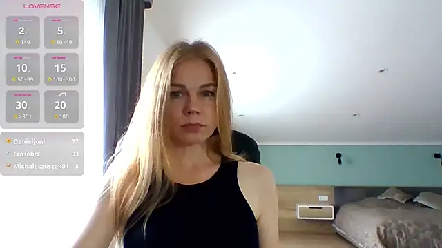 Tina5394 live sex cam