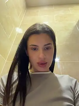 MiraReach live cam on StripChat