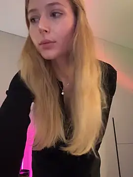 LunaRase live cam on StripChat