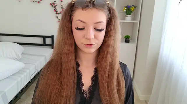 Amanda_Grasy live cam on StripChat
