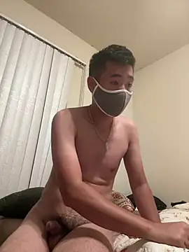 ghfffm live cam on StripChat