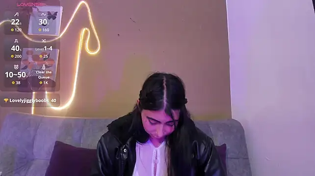 lucyfer_gpp live cam on StripChat