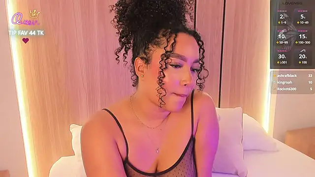 cloe_25 live cam on StripChat