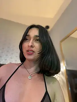 MiahWindsor live cam on StripChat