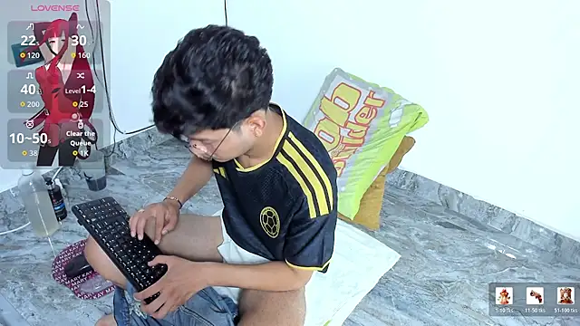 Benjamin_Buster live sex cam