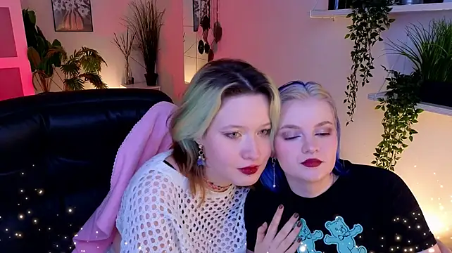 bluebeell live cam on StripChat