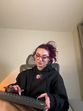 Red_kytty6 live cam on StripChat