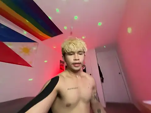 asiantwunk (M young) - Cum in public