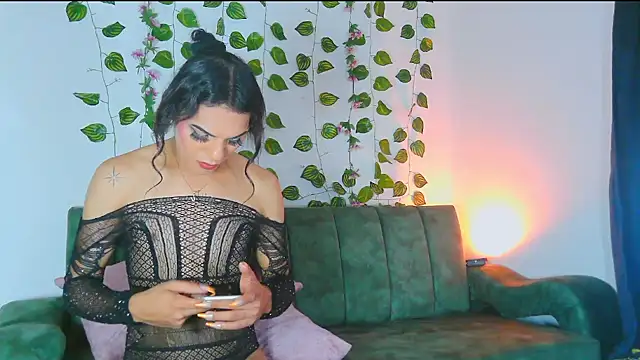 VanneCatalina live sex cam