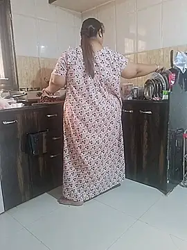 Ravina_patil1 live cam on StripChat